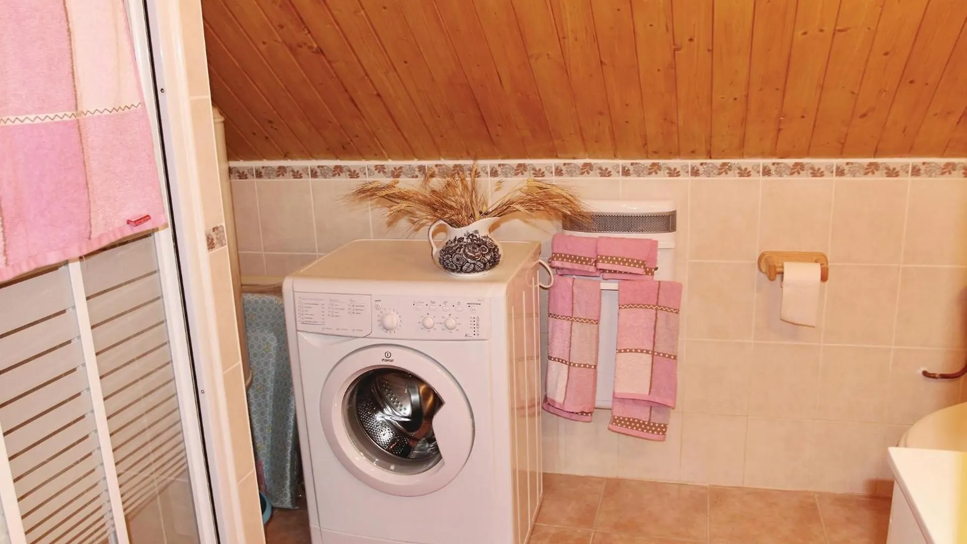 Gite Du Jocou Glandage 0*,  France